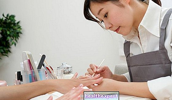 Apa itu manicure Jepun dan bagaimana ia dilakukan? Tutorial langkah demi langkah - Kecantikan