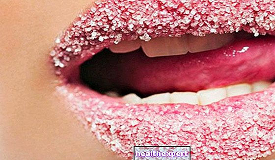 ひび割れた唇：すぐに介入するためのヒントと家庭療法 - 美しさ