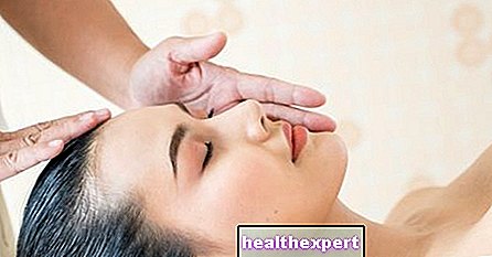 Масаж на лице: всички ползи и движения на масажа на лицето за благосъстоянието на кожата ви