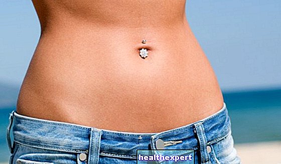 Piercingul buricului: bijuteria abdomenului iubită de femei și nu numai - Frumuseţe