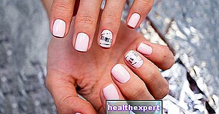 Nagellak voor korte nagels: de meest geschikte kleuren en texturen om ze te versterken! - Schoonheid