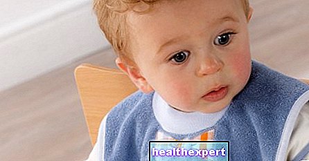 It's time for baby food! Bibs, saucers and high chairs for your baby