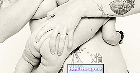 Ketvirtojo trimestro kūnai: fotografijos projektas, kuriuo švenčiamas motinų kūno grožis