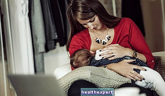 Doplňky pro kojení: základní věci pro čerstvé matky