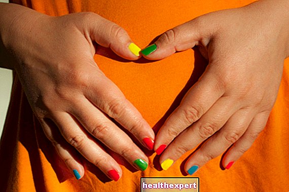 ¿Existe algún riesgo si uso esmalte de uñas semipermanente durante el embarazo?