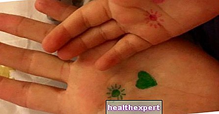 How to calm children with a drawing on the hand: a sweet gimmick from a mother