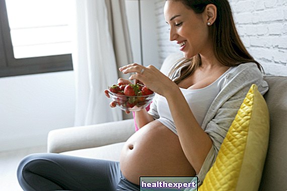 Stroberi semasa mengandung: jika anda mengandung bolehkah anda memakannya atau tidak?