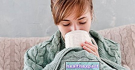 Förkylning under graviditeten, bland de första symptomen på dräktighet: orsaker och åtgärder
