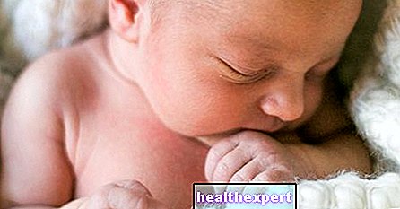 Четврта недеља живота бебе: све што треба да знате