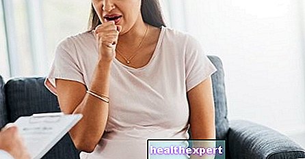 Hosta under graviditeten: symptom och naturläkemedel för att lugna hosta och ont i halsen under graviditeten
