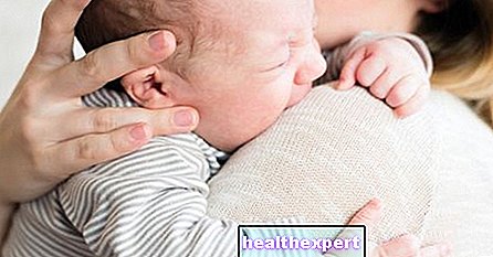 Vómitos en el recién nacido: causas, remedios y cuando preocuparse