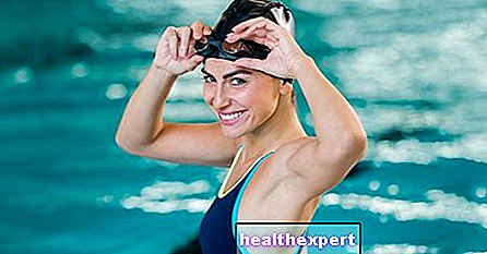 Aqua aerobic: fordele og fordele ved vandgymnastik