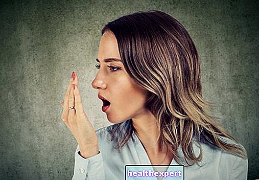 Неприємний запах з рота: природні засоби боротьби з халітозом