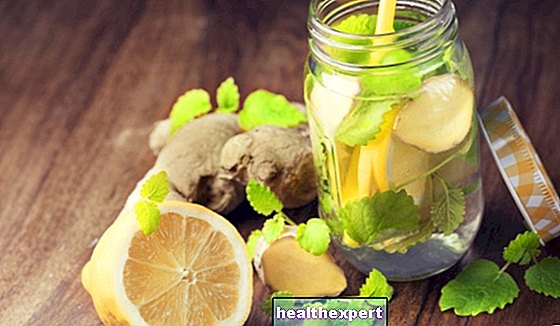 레몬 다이어트: 일주일에 체중을 줄이고 체중을 줄이는 방법