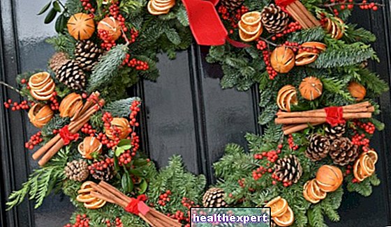 Könnyen elkészíthető barkács karácsonyi koszorúk: 5 ötlet egy varázslatos karácsonyhoz, kezdve a bejárati ajtótól