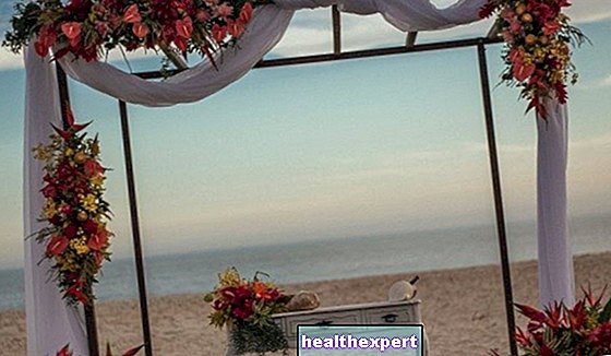 Paplūdimio vestuvės: 4 patarimai nepamirštamam vakarėliui - Santuoka