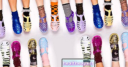 Gelé sko mani. 25 måder at bære gummisandaler på og gå tilbage til at være barn
