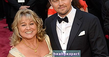 Een oude foto van DiCaprio's moeder leidt tot duizenden seksistische en feministische opmerkingen