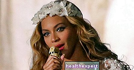 Beyoncé: "Mikä avioero!" Ja hän pukeutuu lavalle morsiamena