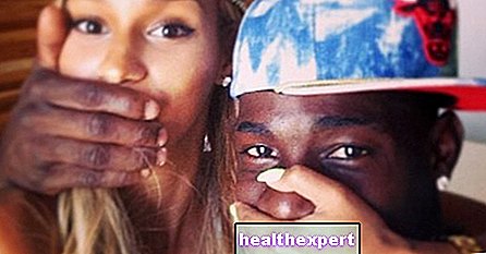 Mario Balotelli: romantic marriage proposal to his Fanny in Brazil. Pictures on Instagram!